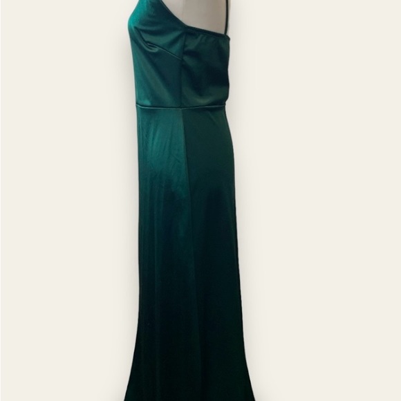 Forest Green Maxi One Shoulder Dress - Picture 3 of 13
